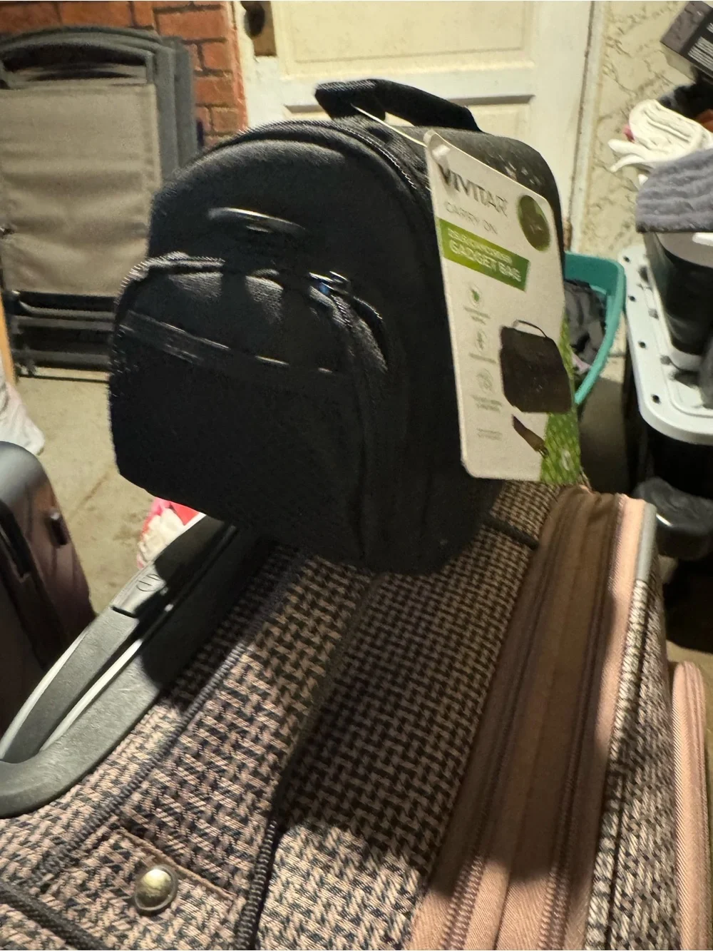 Camera & Laptop Bag Bundle – Vivitar, iZONIX & ThinkPad Bags